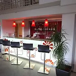 Ibis 3*