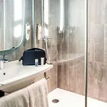 Ibis 3* مولان