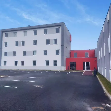 Ibis Hotel 3*