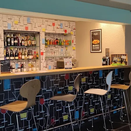 Hotel Ibis 3*