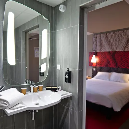 Ibis Hotel 3*