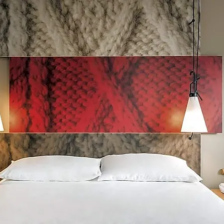 Ibis Moulins