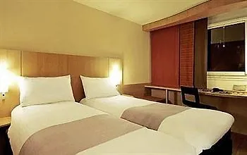 Ibis Hotel 3*